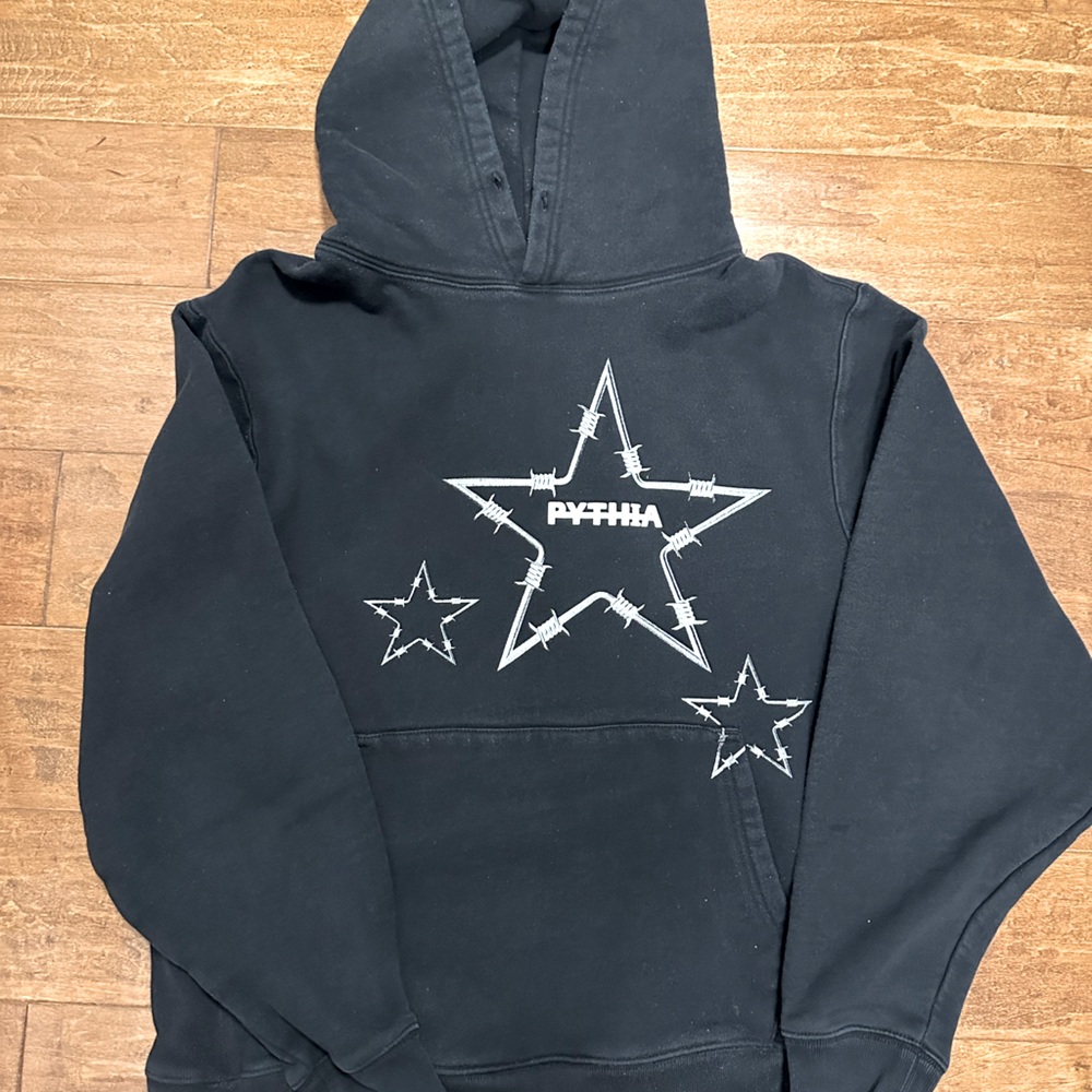 Pytha black sweatshirt